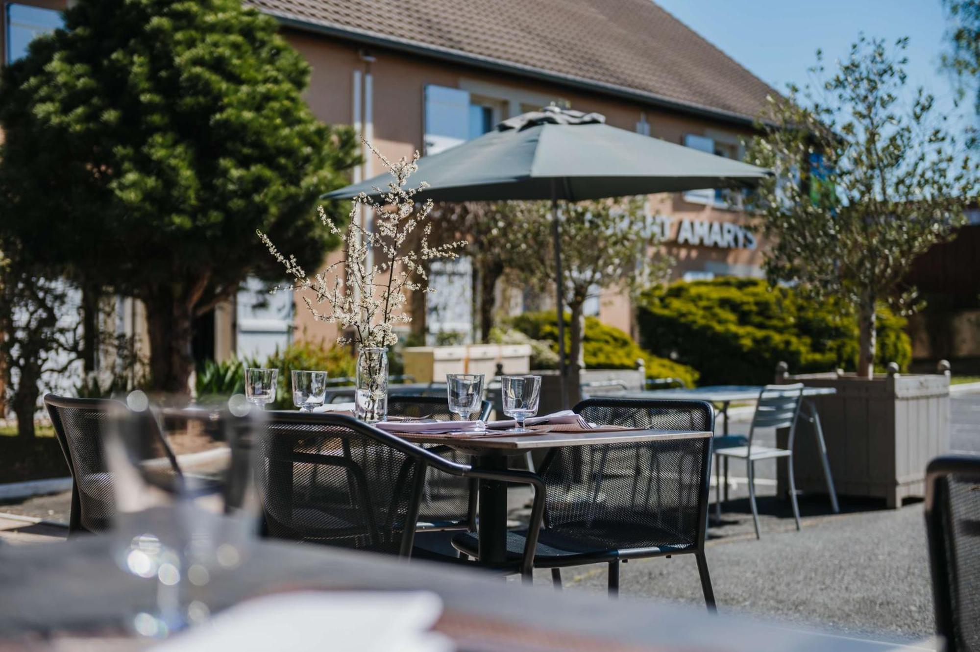 Sure Hotel By Best Western Chateauroux Exterior photo